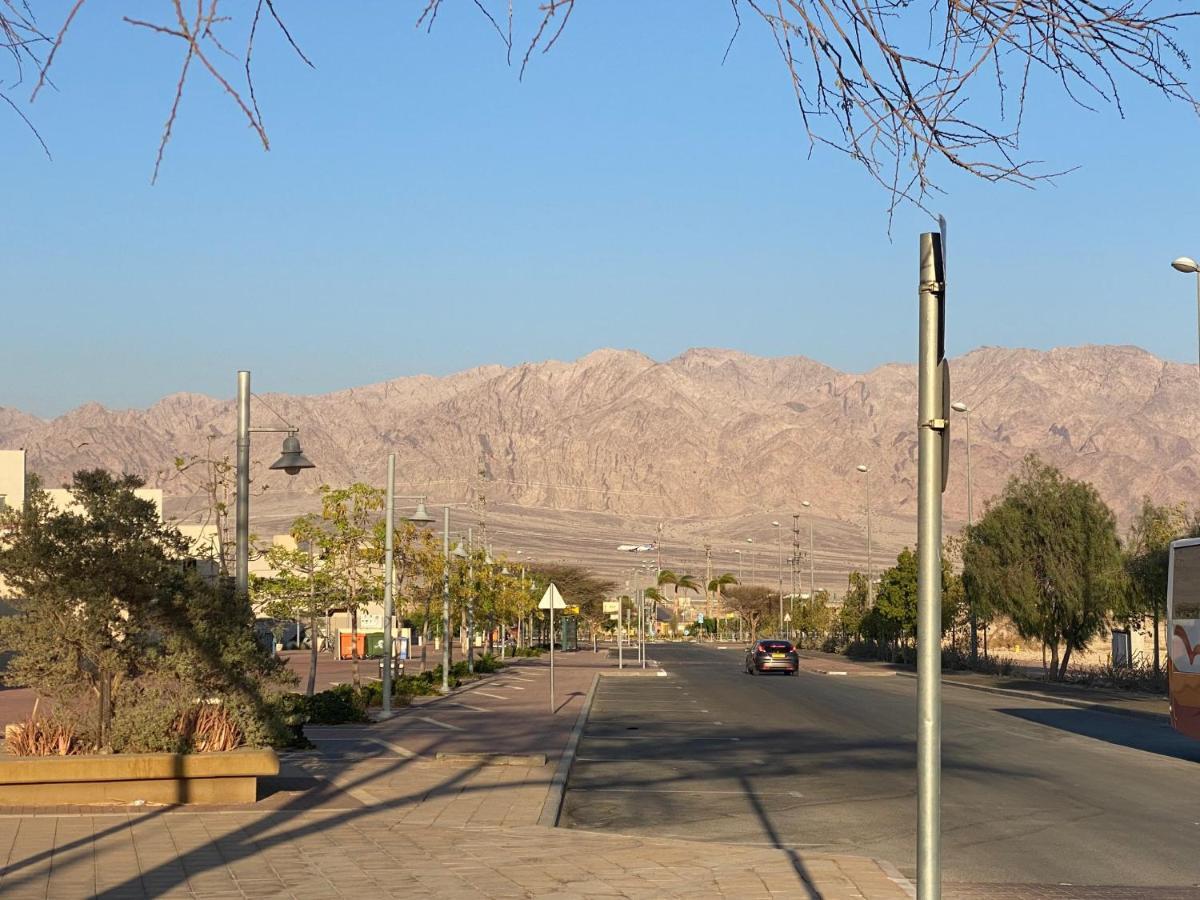 פנינת הדקל בבאר אורה 호텔 외부 사진